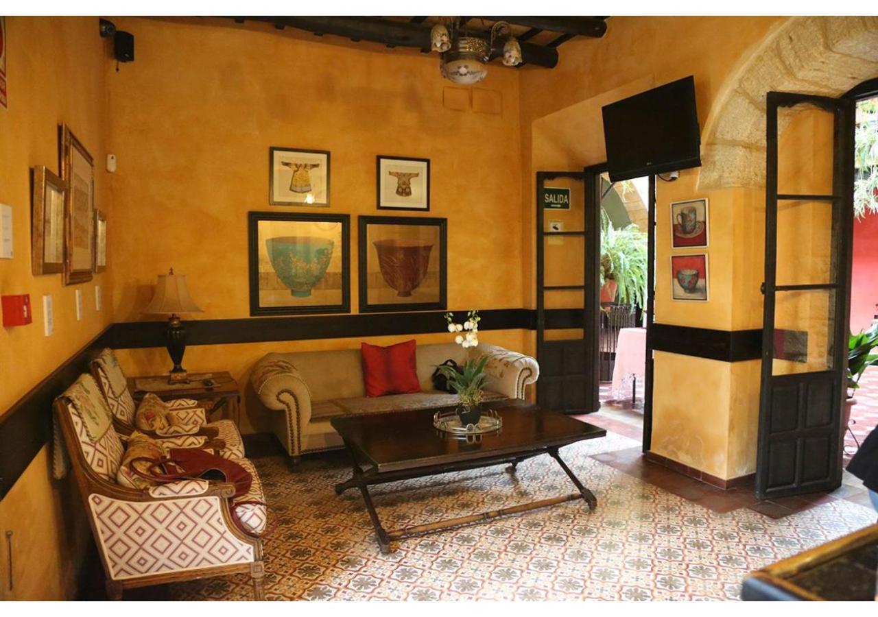 La Casona De Calderon Gastronomic & Boutique Hotel Osuna Bagian luar foto