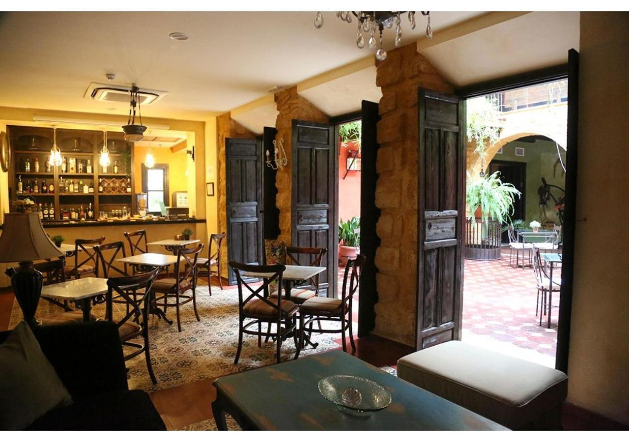 La Casona De Calderon Gastronomic & Boutique Hotel Osuna Bagian luar foto