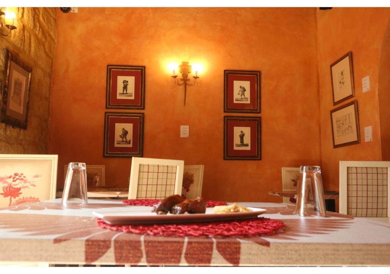 La Casona De Calderon Gastronomic & Boutique Hotel Osuna Bagian luar foto