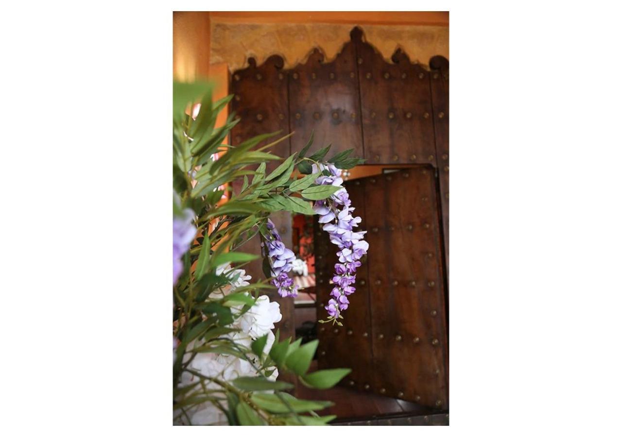 La Casona De Calderon Gastronomic & Boutique Hotel Osuna Bagian luar foto